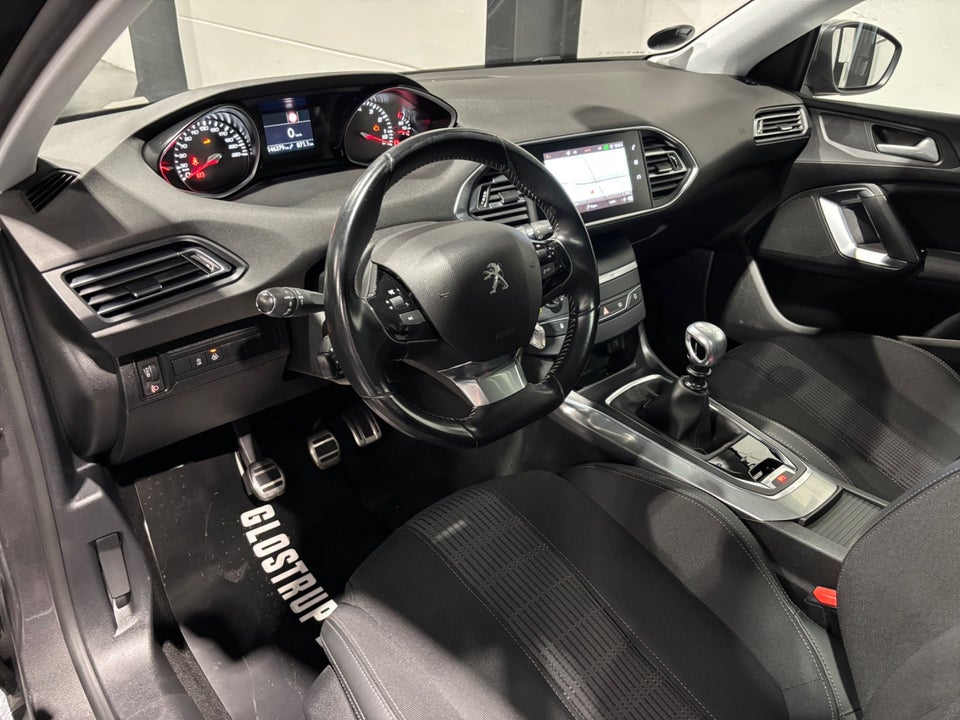 Peugeot 308 1,2 PureTech 130 Infinity SW 5d