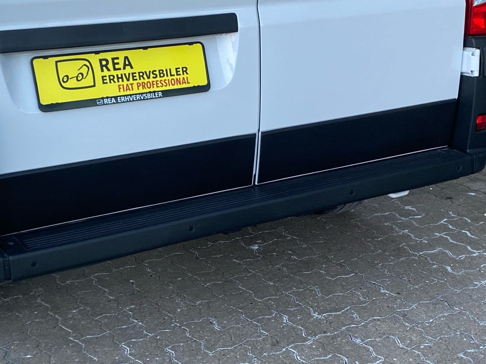 Fiat Ducato 35 Maxi 2,2 MJT 180 Kassevogn L3H2 Pro aut.