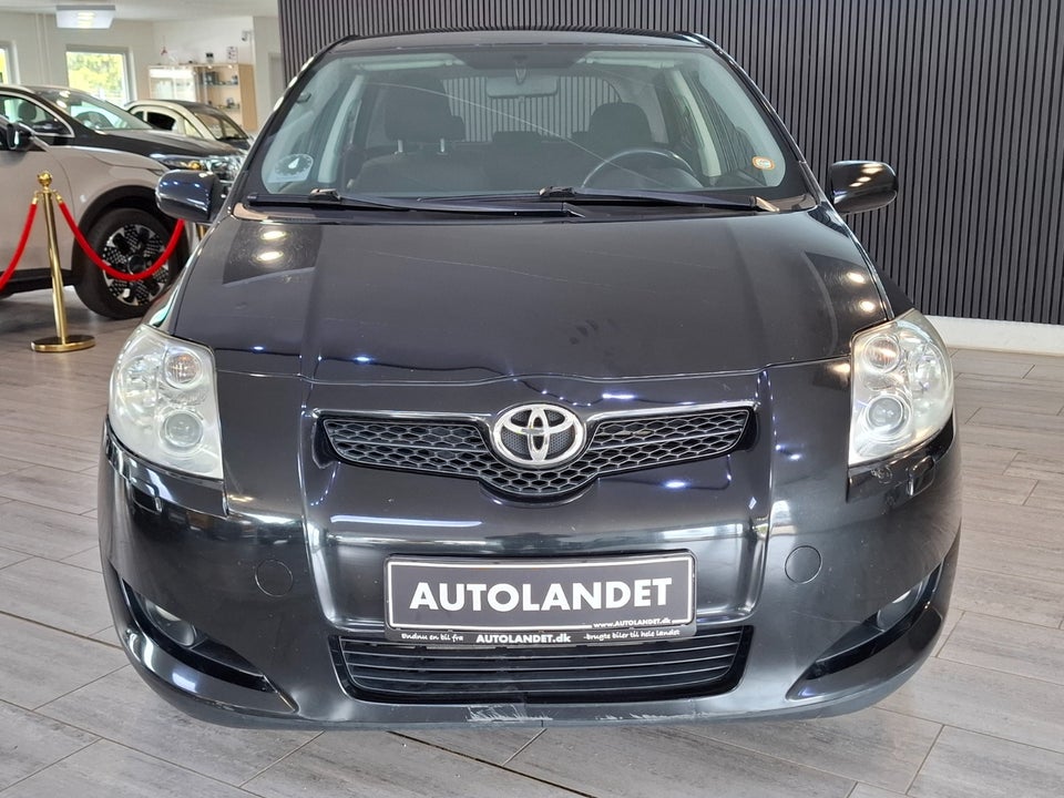 Toyota Auris 1,6 Luna 5d