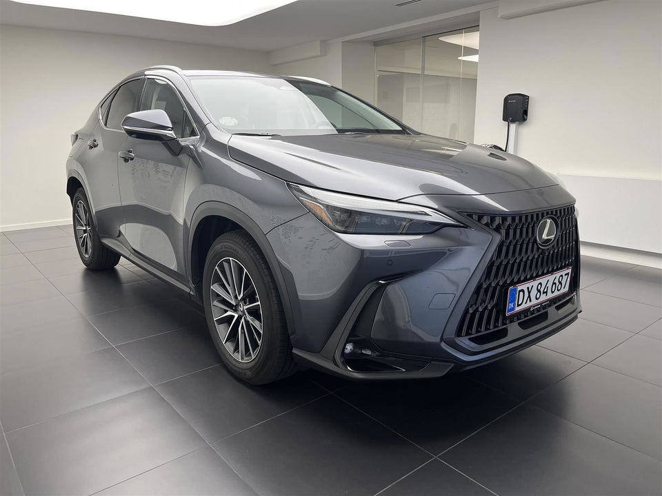 Lexus NX450h+ 2,5 Executive aut. AWD 5d