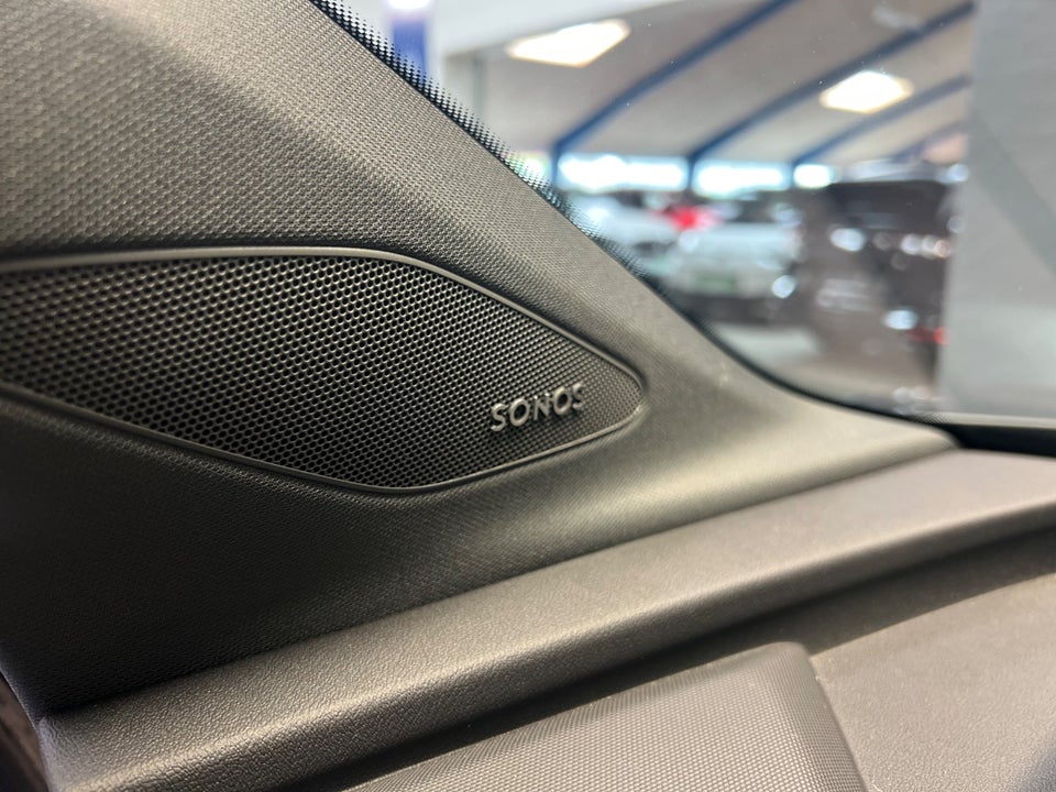 Audi Q4 e-tron 45 S-line quattro 5d