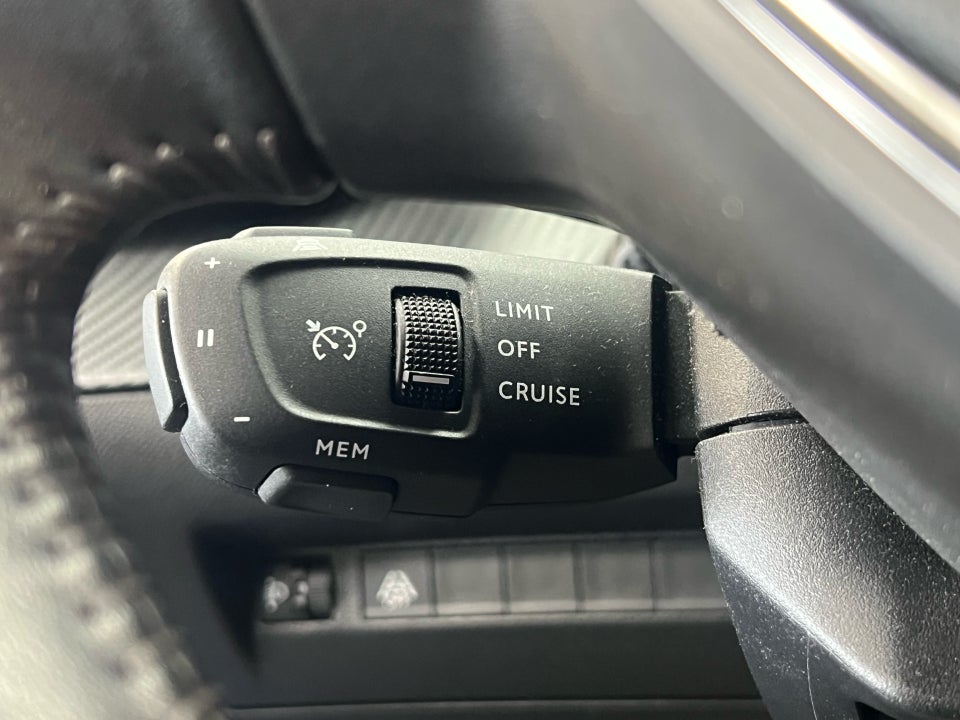 Peugeot 208 1,2 PureTech 100 Edition:210+ 5d