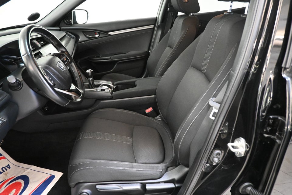 Honda Civic 1,0 VTEC Turbo Elegance 5d