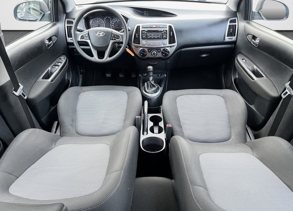 Hyundai i20 1,25 Classic XTR 5d