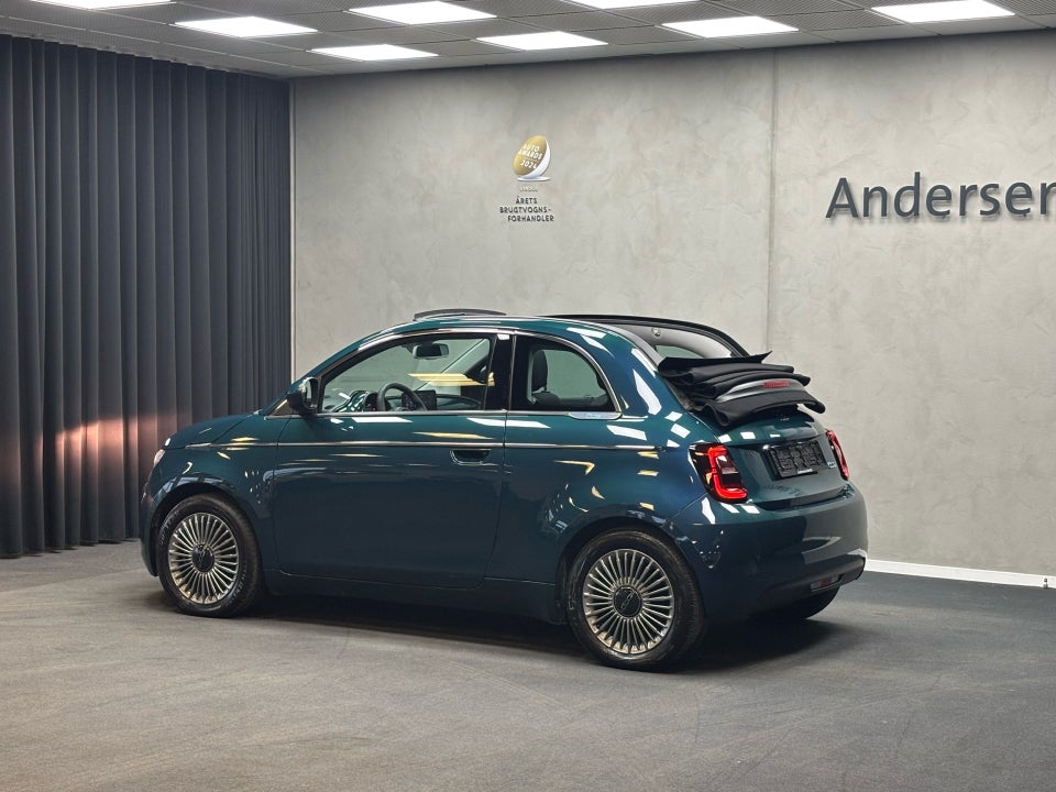 Fiat 500e 42 Icon Cabrio 2d