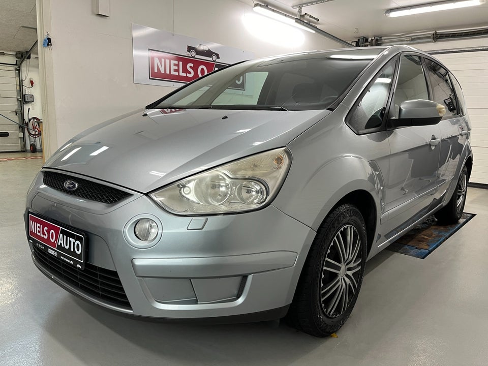 Ford S-MAX 2,0 Trend 7prs 5d