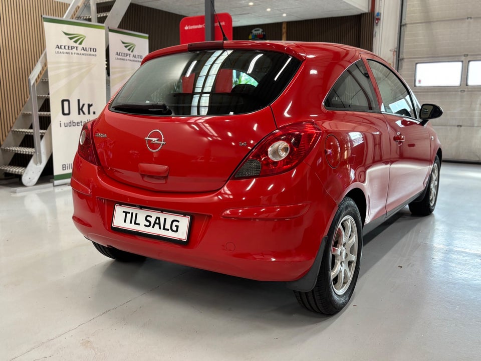 Opel Corsa 1,4 16V Enjoy 3d
