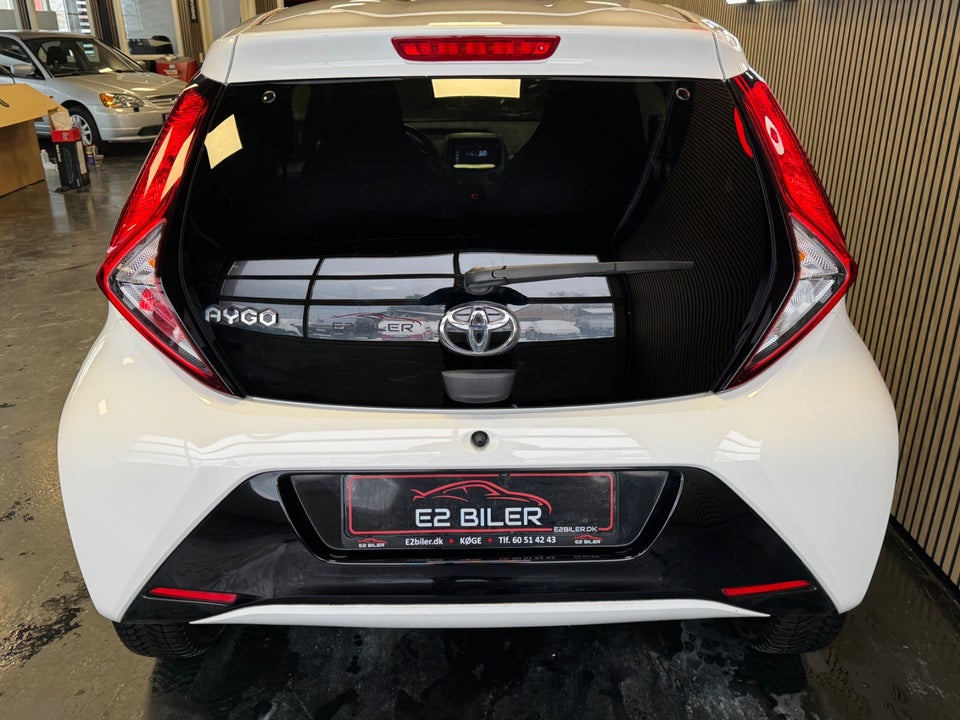 Toyota Aygo 1,0 VVT-i x-pression 5d