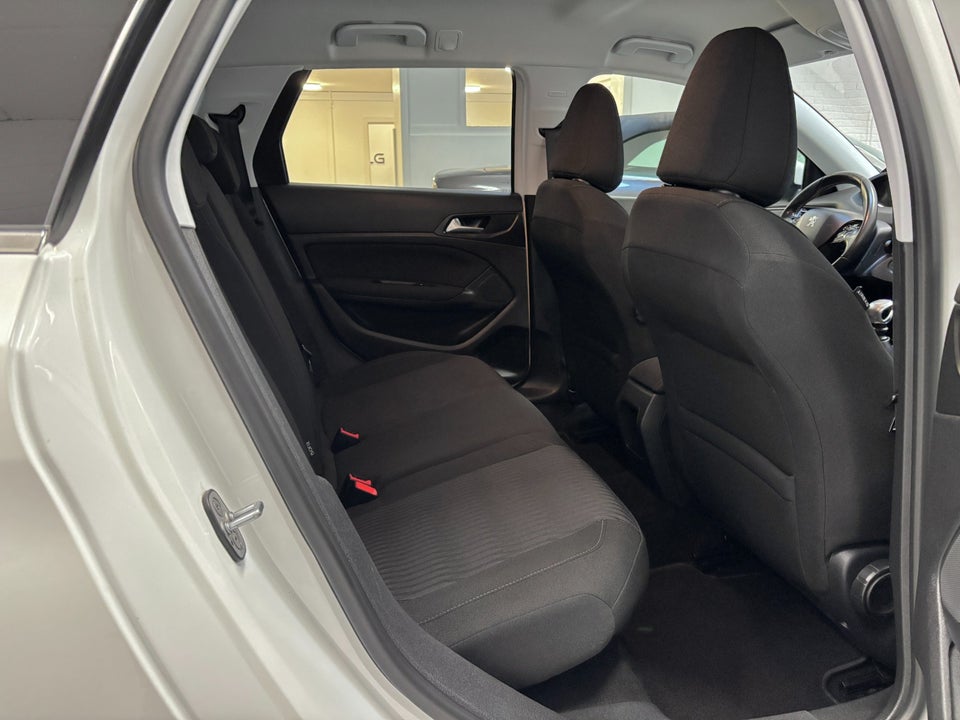 Peugeot 308 1,6 BlueHDi 120 Active SW 5d