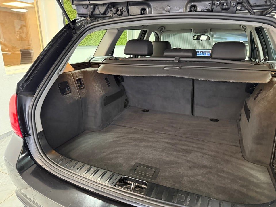 BMW 325i 2,5 Touring Steptr. 5d