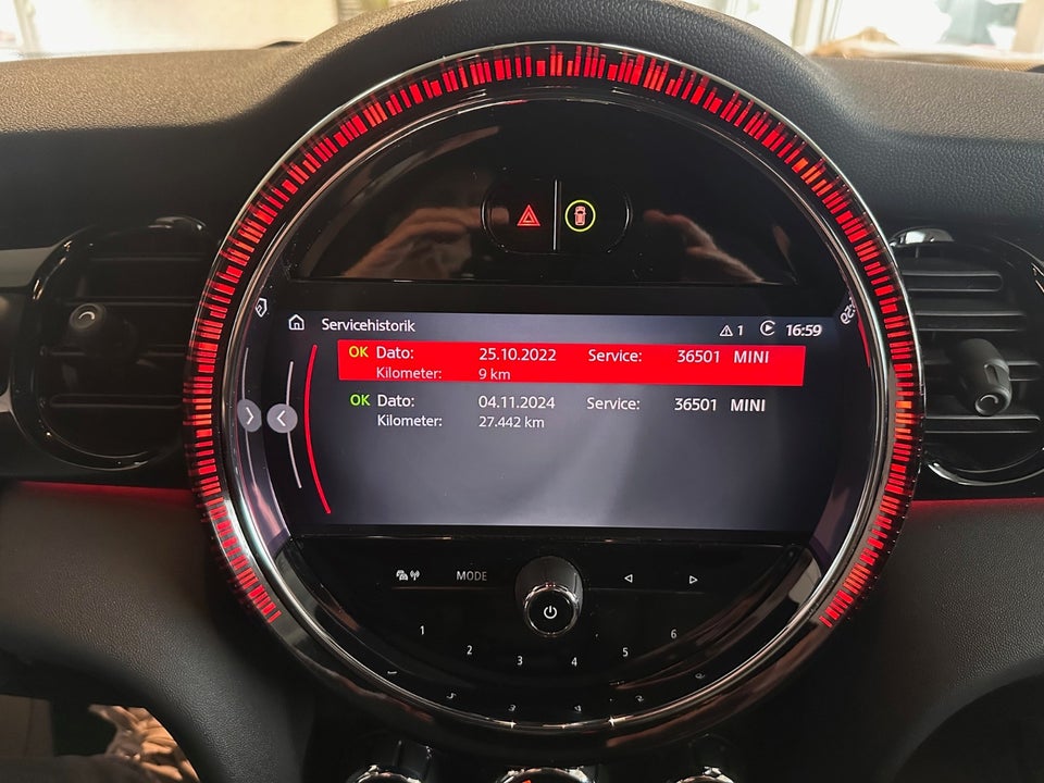 MINI Cooper SE Essential 3d