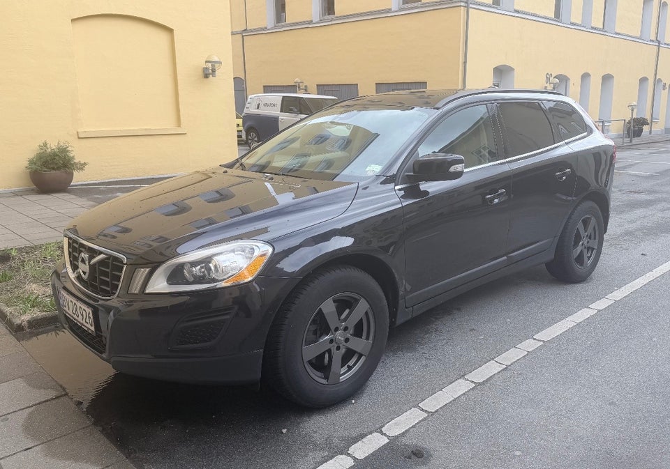 Volvo XC60 2,0 D4 163 Summum aut. 5d
