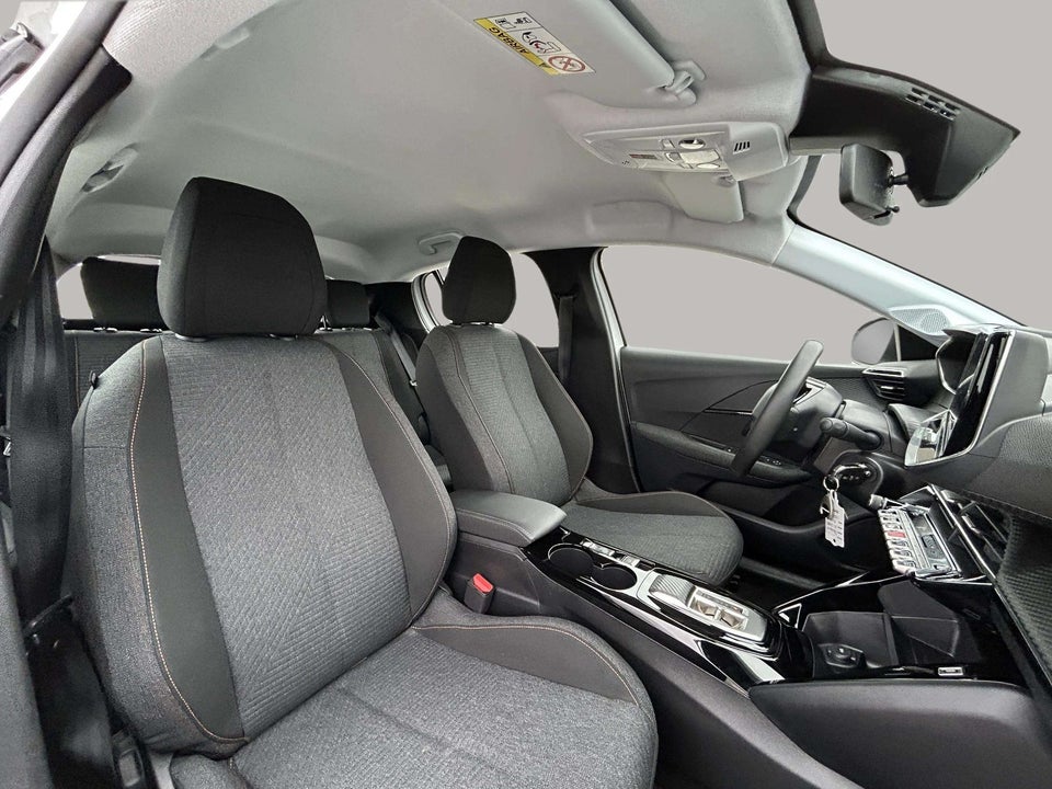 Peugeot e-208 50 Style 5d