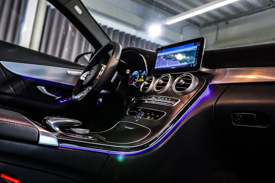 Mercedes C220 d 2,0 AMG Line Night Edition stc. aut. 5d