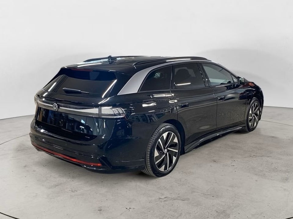 VW ID.7 77 Pro Tourer 5d
