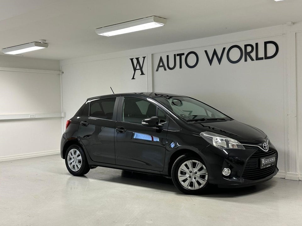 Toyota Yaris 1,0 VVT-i T1 5d