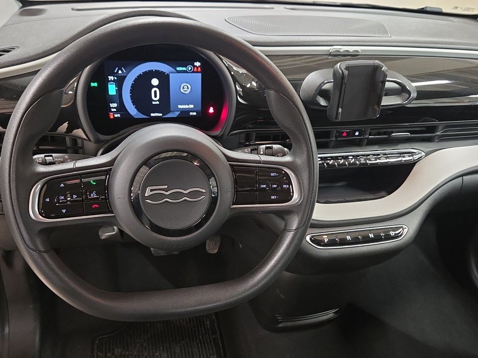 Fiat 500e 24 Action 3d