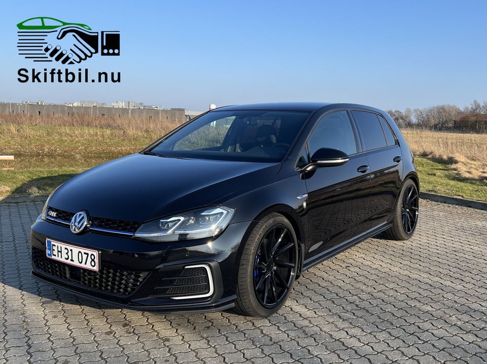 VW Golf VII 1,4 GTE DSG 5d
