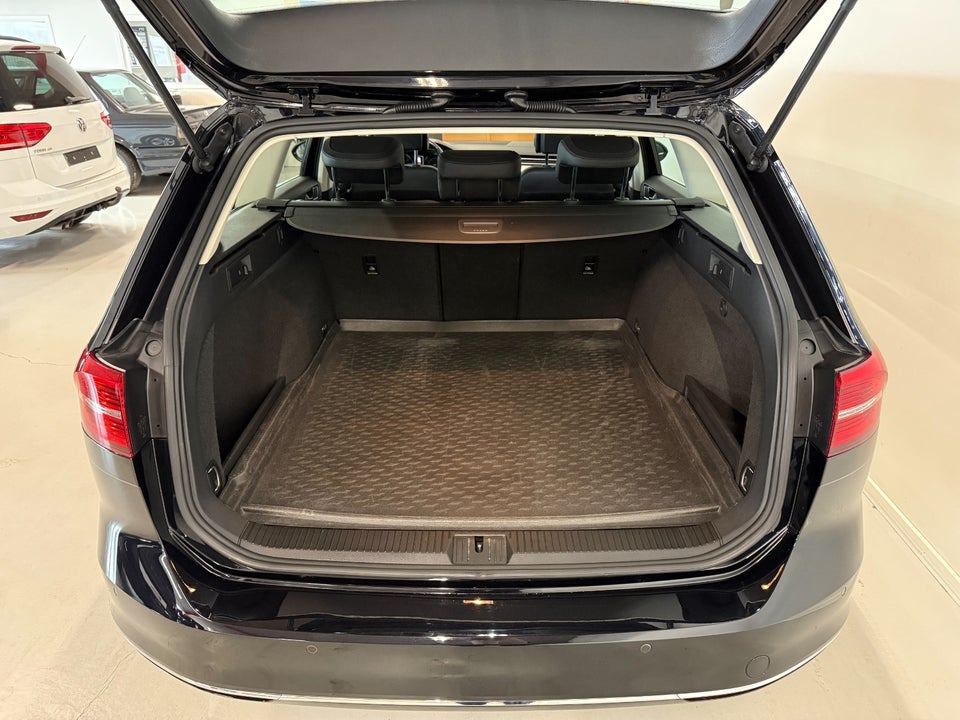 VW Passat 2,0 TDi 150 Highline Variant DSG 5d