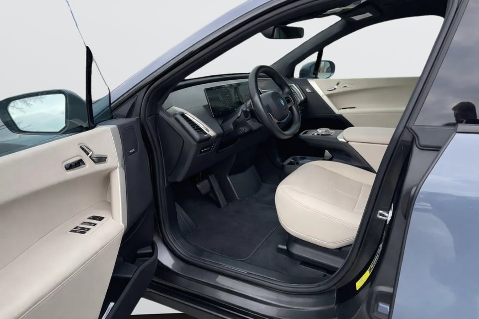BMW iX xDrive40 Sport 5d