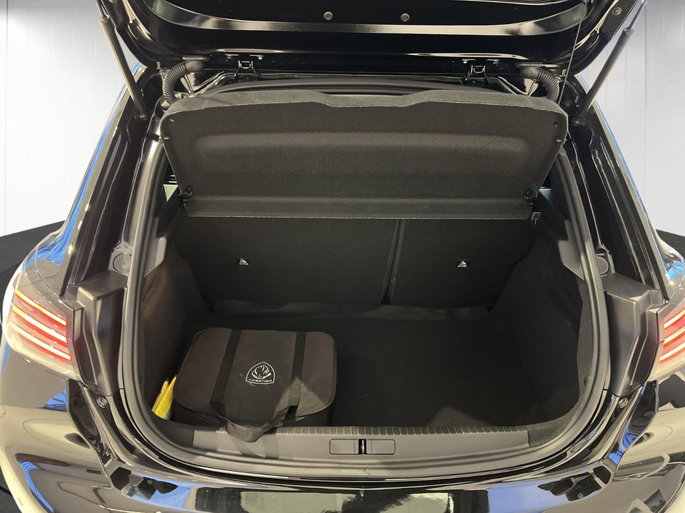 Peugeot e-208 50 Style 5d