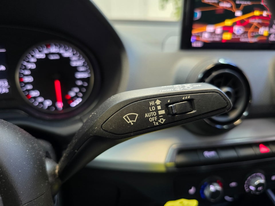 Audi Q2 1,4 TFSi 150 Sport S-tr. 5d