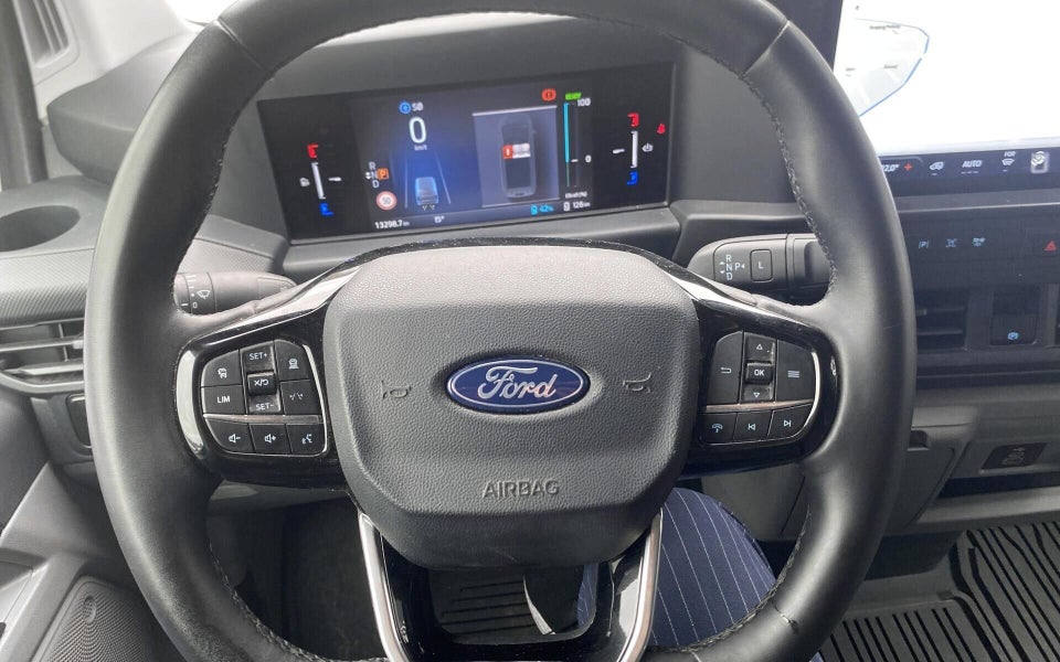 Ford E-Transit Custom 320S 64 Trend