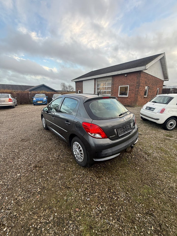 Peugeot 207 1,6 HDi 90 Comfort+ 5d