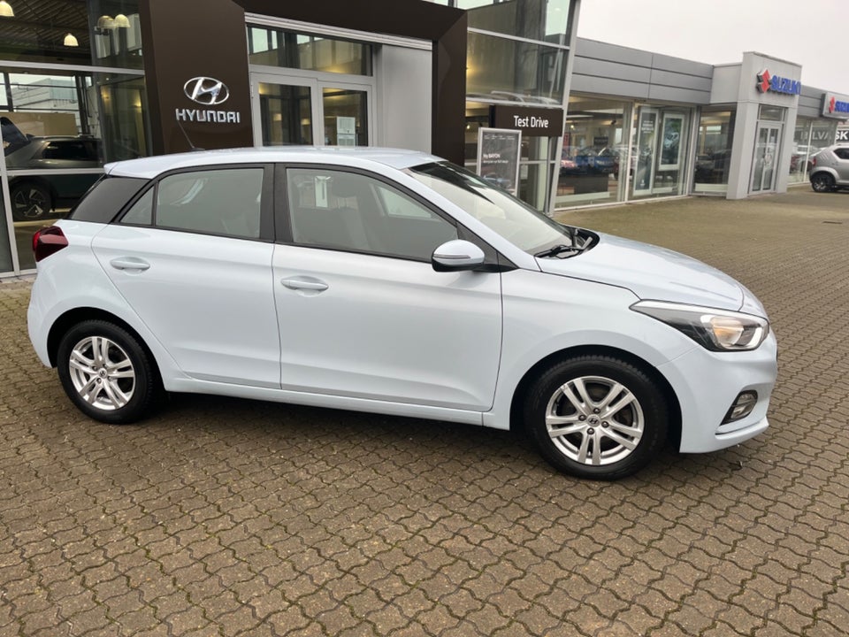 Hyundai i20 1,0 T-GDi Trend DCT 5d