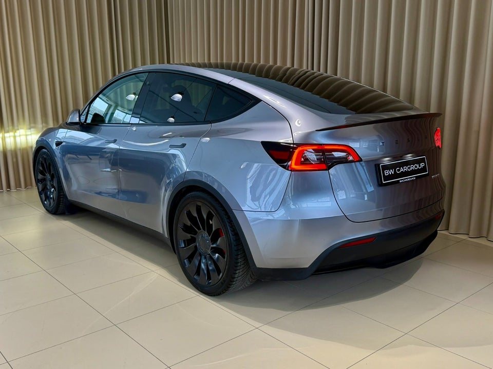 Tesla Model Y Performance AWD 5d
