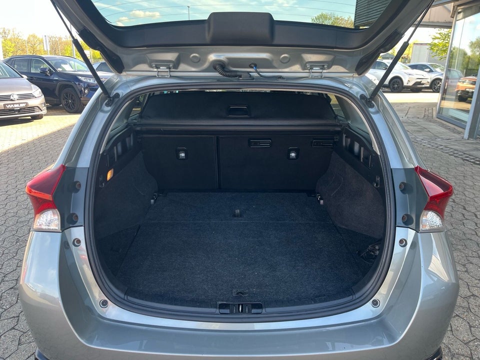 Toyota Auris 1,8 Hybrid H2 Comfort Touring Sports CVT 5d