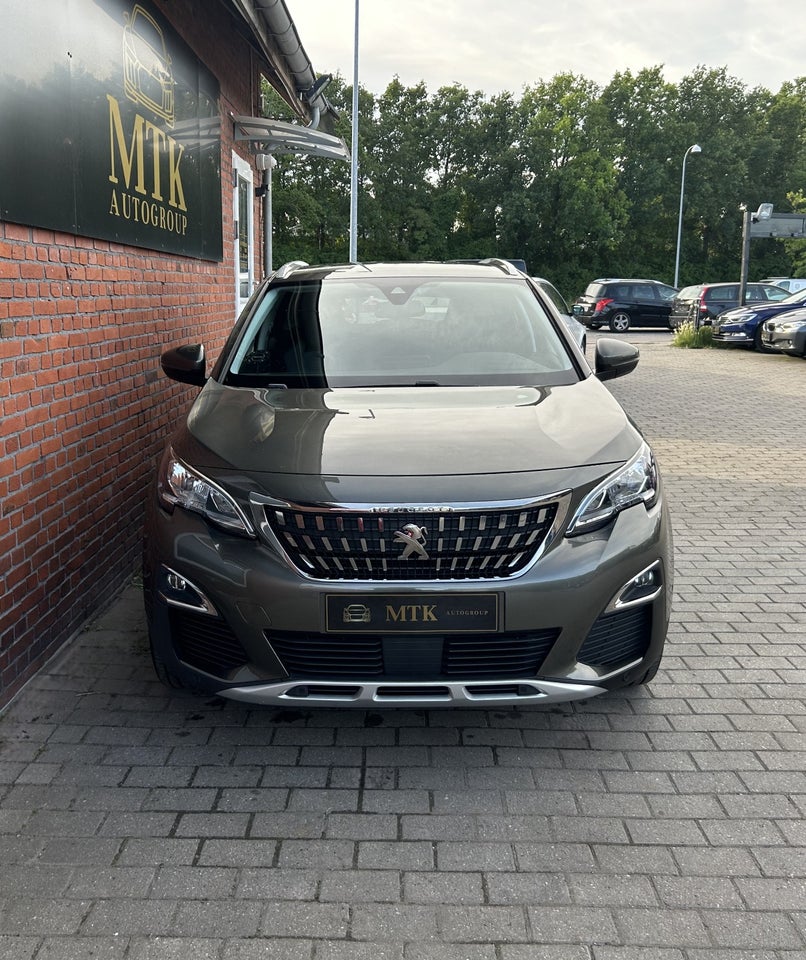 Peugeot 3008 1,2 e-THP 130 Allure 5d