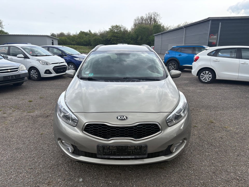 Kia Ceed 1,6 CRDi 128 Limited SW 5d