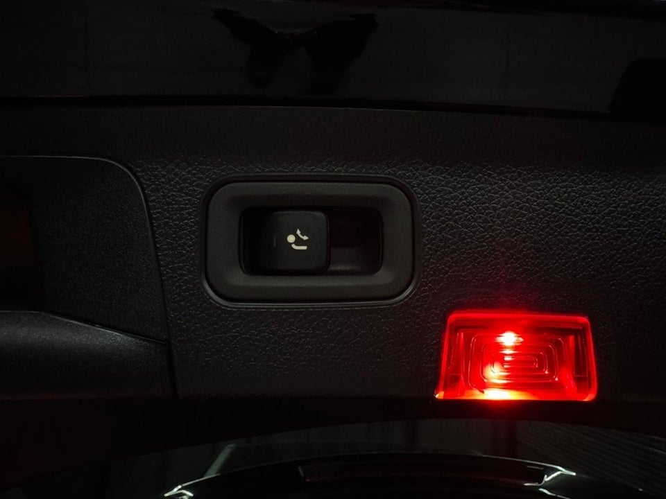 Mercedes A200 1,3 Progressive aut. 5d