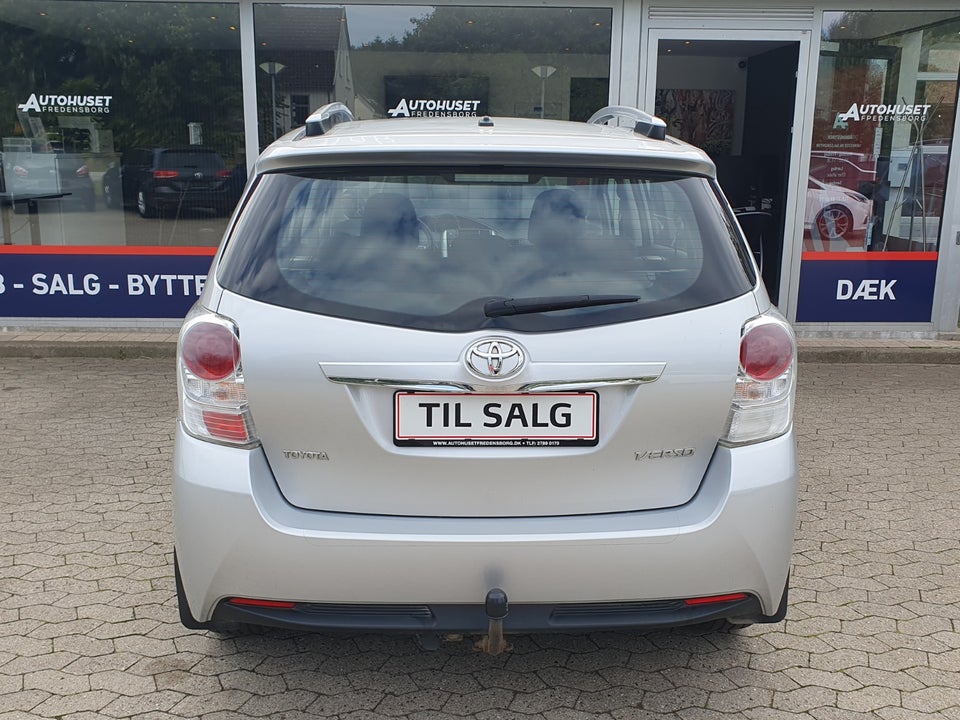 Toyota Verso 1,6 VVT-i T1 5d