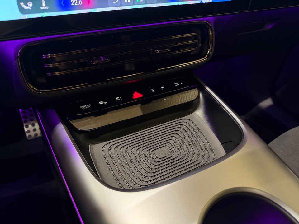Mercedes CLA250+ electric AMG Line 4d
