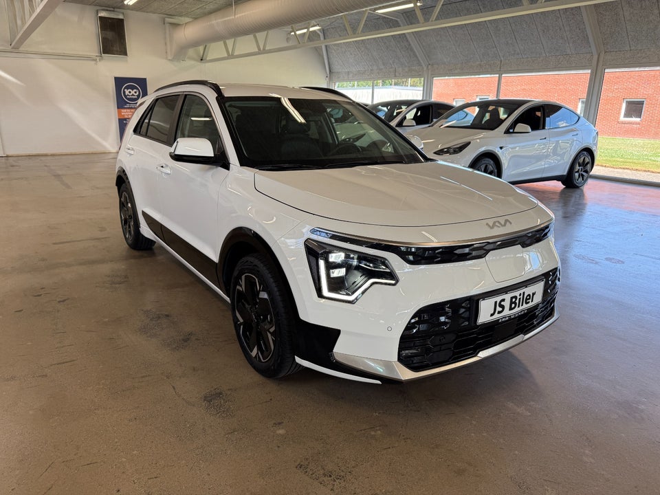 Kia Niro 64 EV Upgrade 5d