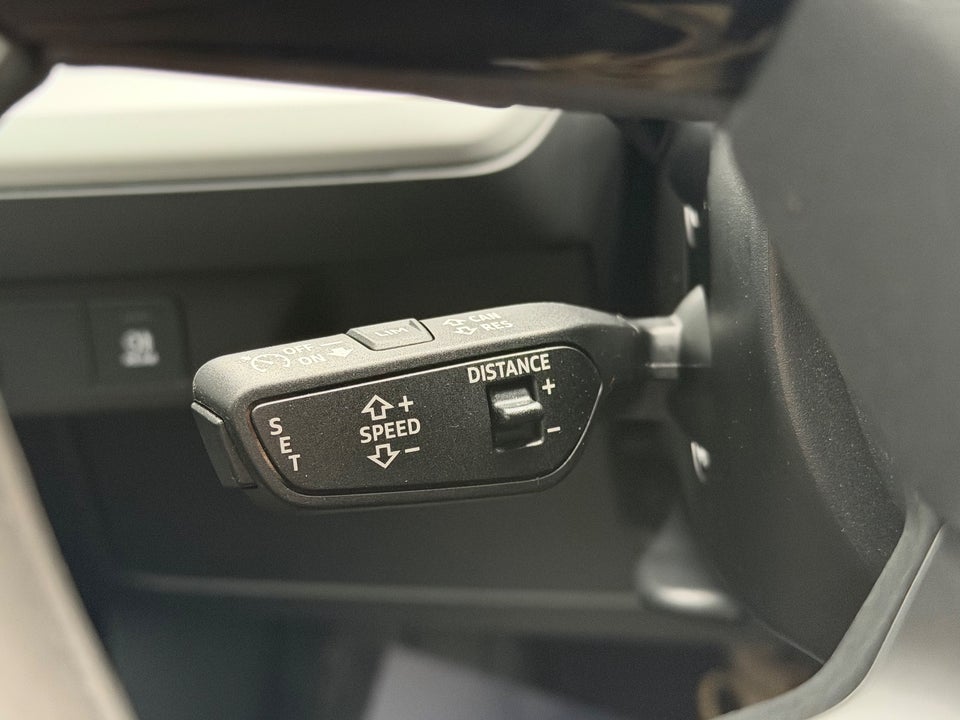 Audi Q4 e-tron 40 Advanced 5d