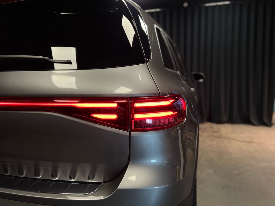 Mercedes EQB250+ AMG Line 5d