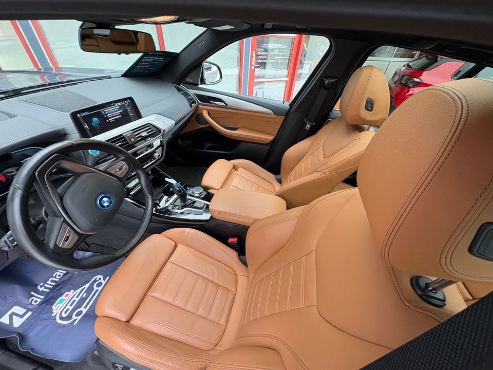 BMW iX3 Charged Impressive 5d