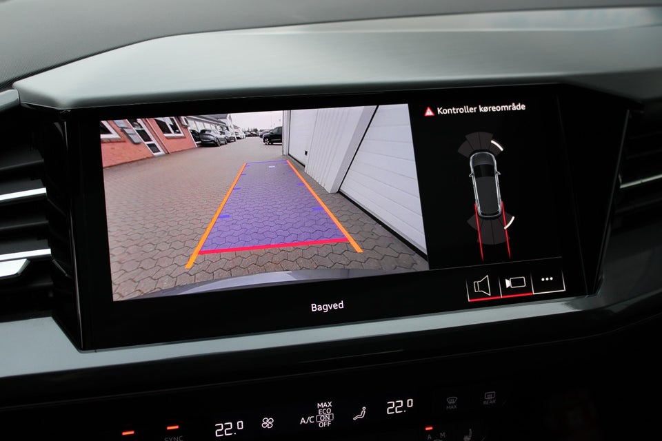 Audi Q4 e-tron 45 S-line 5d