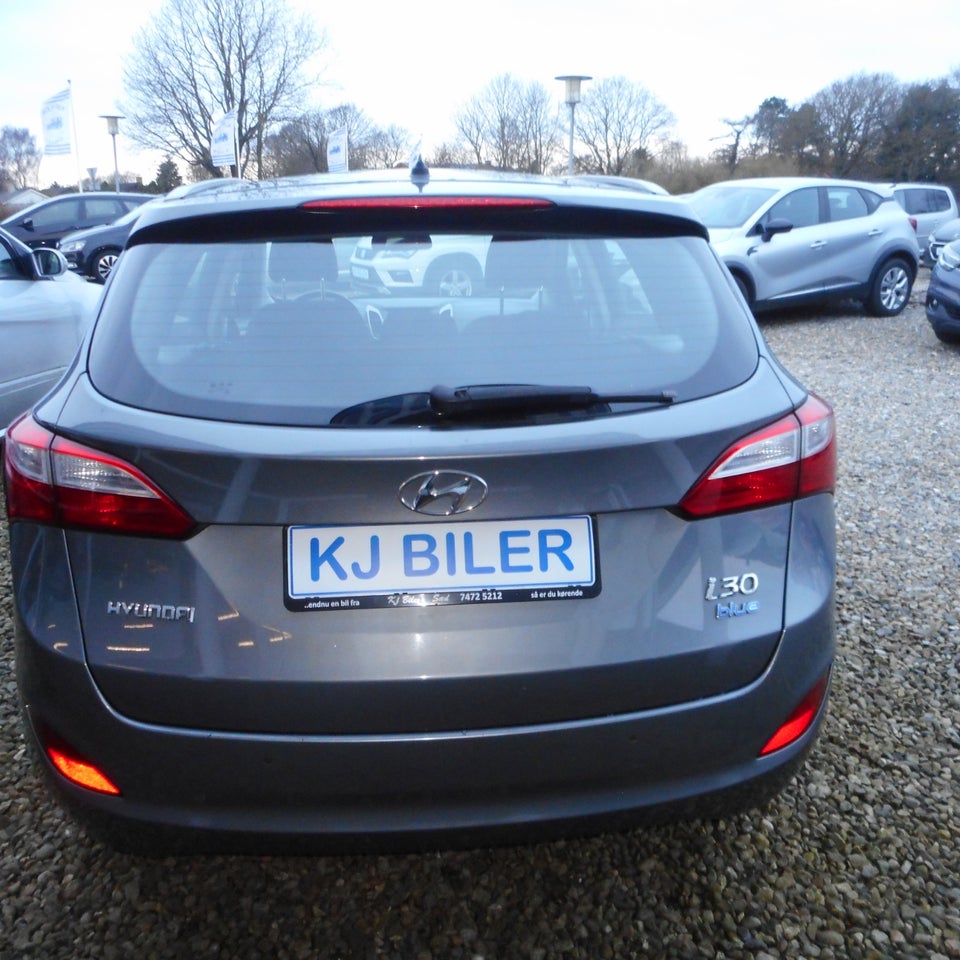 Hyundai i30 1,6 CRDi 110 XTR CW Eco 5d