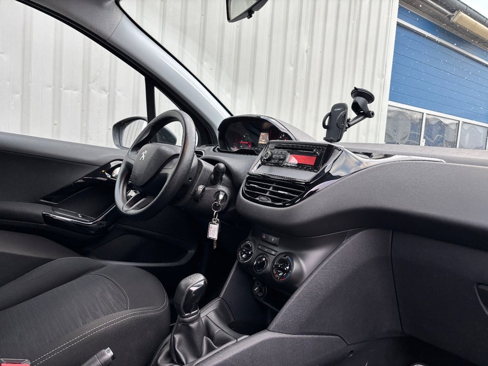 Peugeot 208 1,0 VTi Active 5d