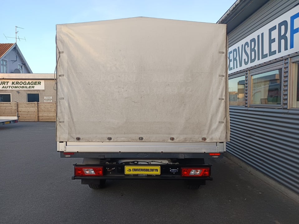 Ford Transit 350 L3 Chassis 2,0 TDCi 130 Mandskabsvogn Trend FWD 4d