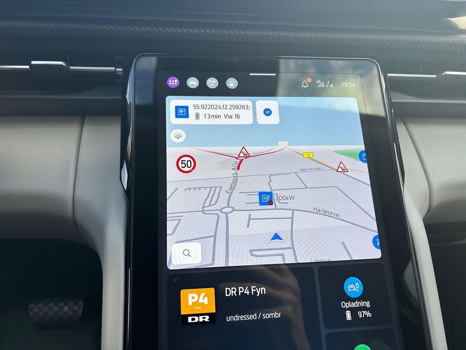 Ford Explorer 55 Premium Standard Range 5d