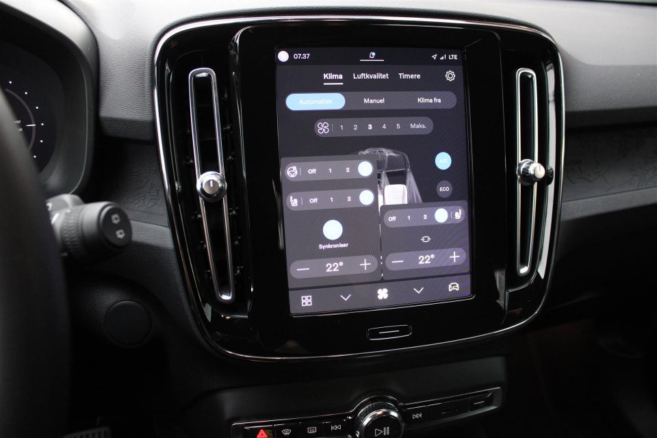 Volvo XC40 P8 ReCharge Twin Plus 5d