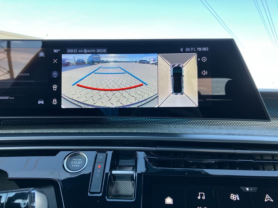 Peugeot e-3008 77 GT Pack 5d