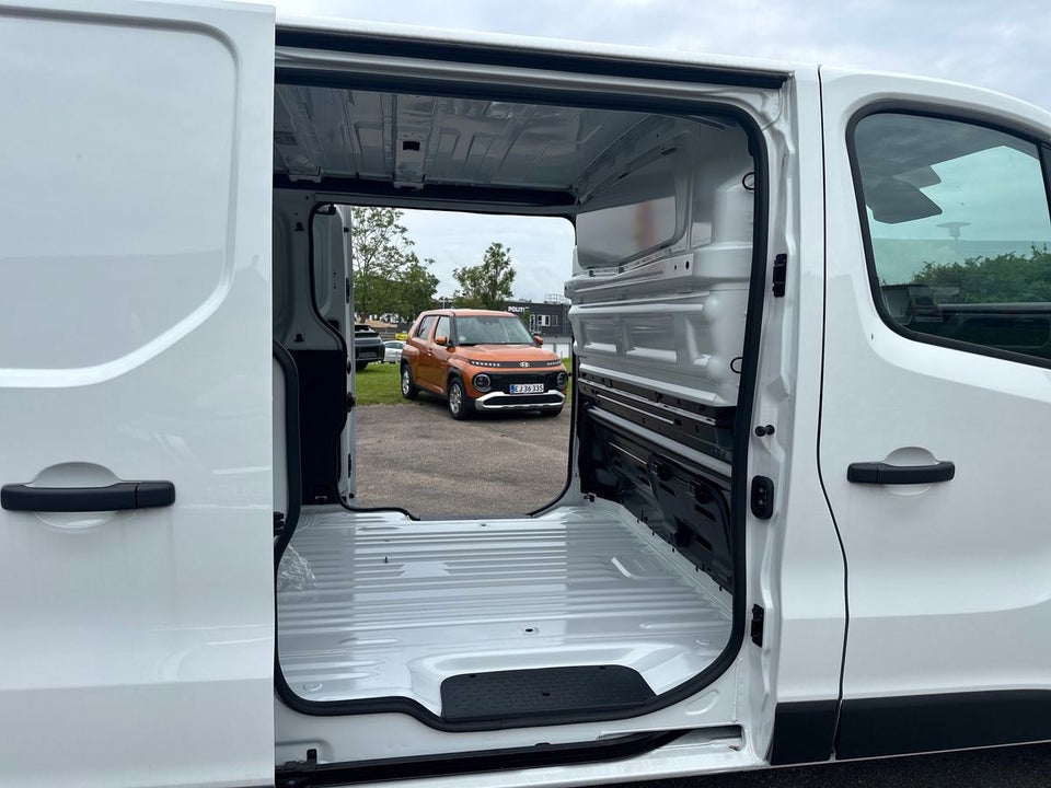 Nissan Primastar 2,0 dCi 150 L2H1 N-Connecta DCT Van