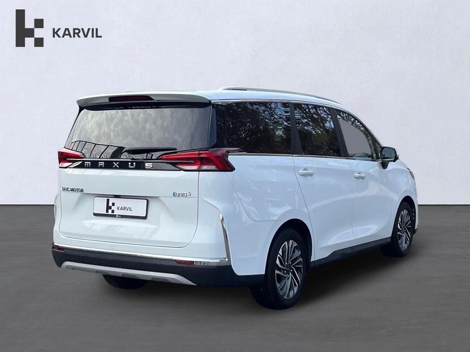 Maxus Euniq5 70 6prs 5d