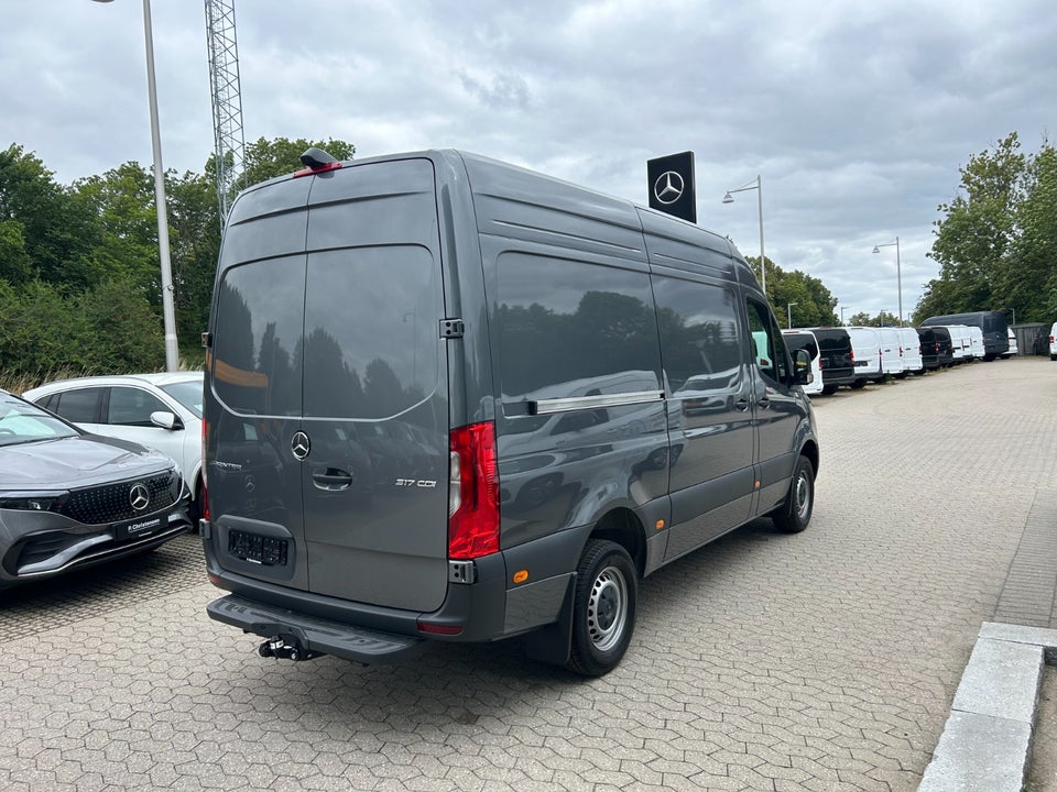Mercedes Sprinter 317 2,0 CDi A2 Kassevogn PRO aut. RWD